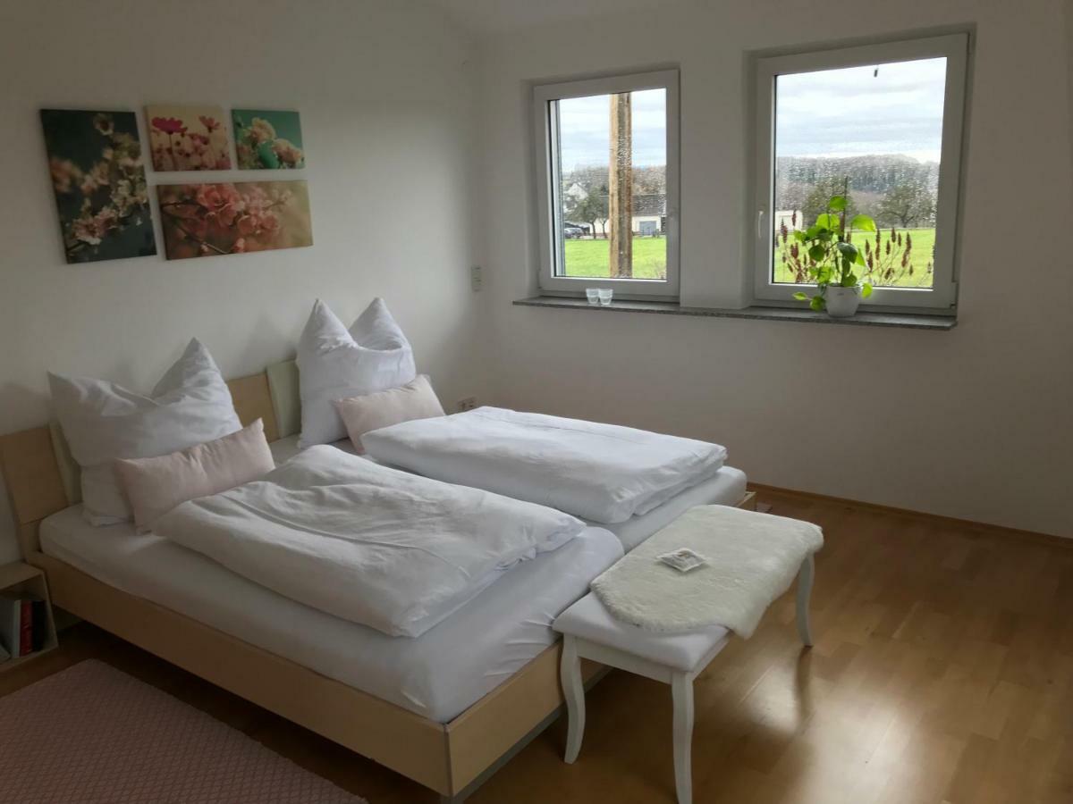 Kleine Auszeit Mit Aussicht Velbert Toenisheide Daire Dış mekan fotoğraf